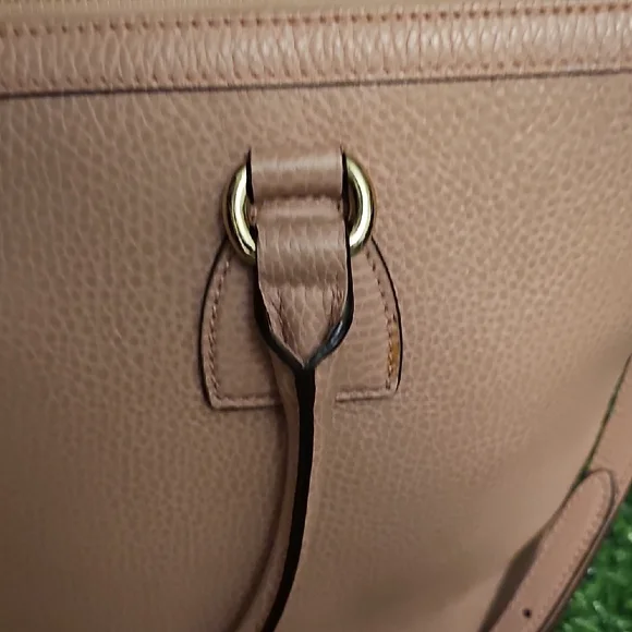 Gucci AUTHENTIC 2 WAY CALF SKIN LEATHER LARGE TOTE - Picture 6 of 13